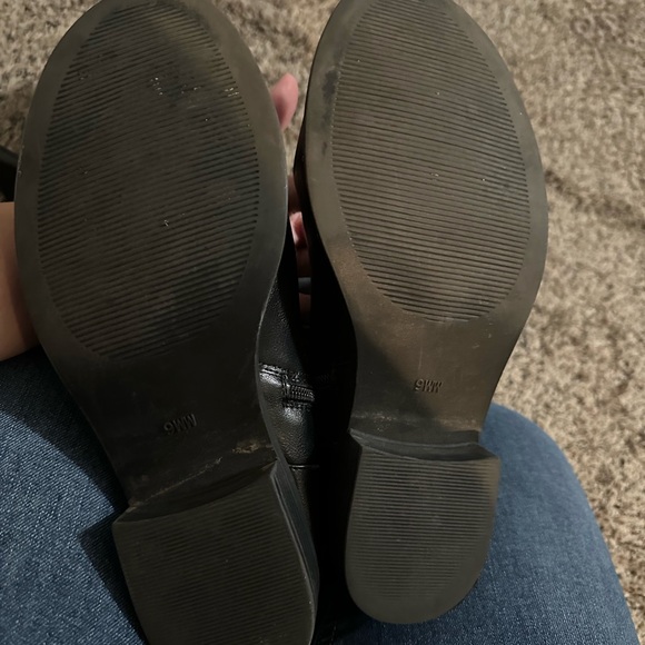 BOOTS - Picture 2 of 2